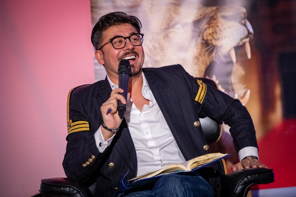 Cristian Onețiu de la “Imperiul Leilor” a debutat în afaceri după ce a lucrat 4 ani într-o corporație. “Am falimentat de 4 ori”