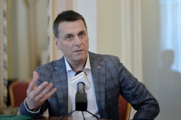 Bogdan Stanoevici a murit după ce a fost infectat cu COVID-19. Fostul ministru avea 62 de ani