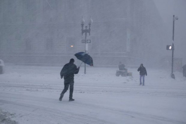 Alertă meteo: cod galben și portocaliu în mai multe zone. Unde sunt anunțate ninsori puternice