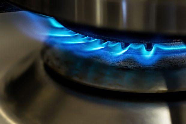 Facturi mai mari la gaze de luna aceasta, după ce ANRE a crescut tarifele de distribuție