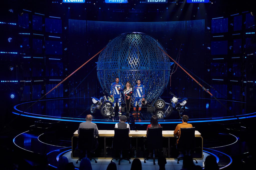 "Românii Au Talent": Cui Au Dat Jurații Primele Două ...