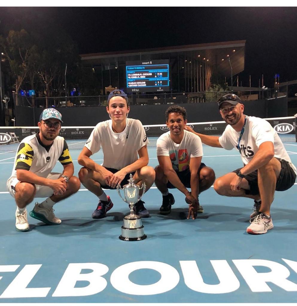 Ela, mama lui Nicholas David Ionel, copilul model devenit campion la Australian Open: ”Am fi putut rămâne oriunde în lume, dar lui îi place în România”