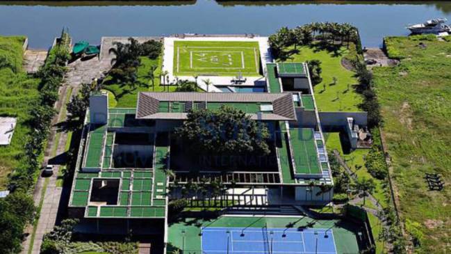 Din cauza problemelor cu pașaportul, Neymar ar putea rămâne blocat în Brazilia. S-a refugiat din calea coronavirusului într-un domeniu de 7.000.000 de euro