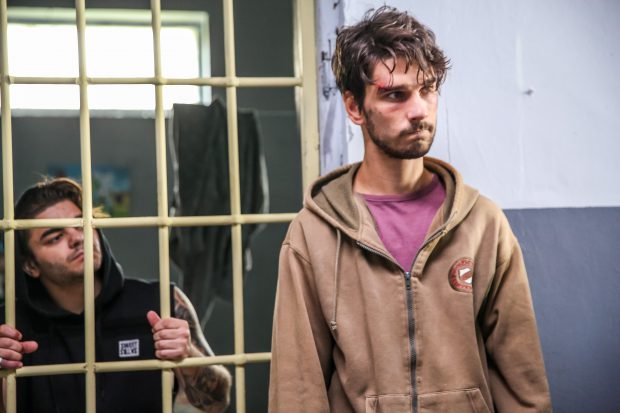 Imagine Stire Anghel Damian, scenaristul serialul „Vlad”, a găsit soluția pentru a face față izolării: „Sportul în casă ajunge să fie principalul aliat în lupta mea cu stresul” | 2review.ro