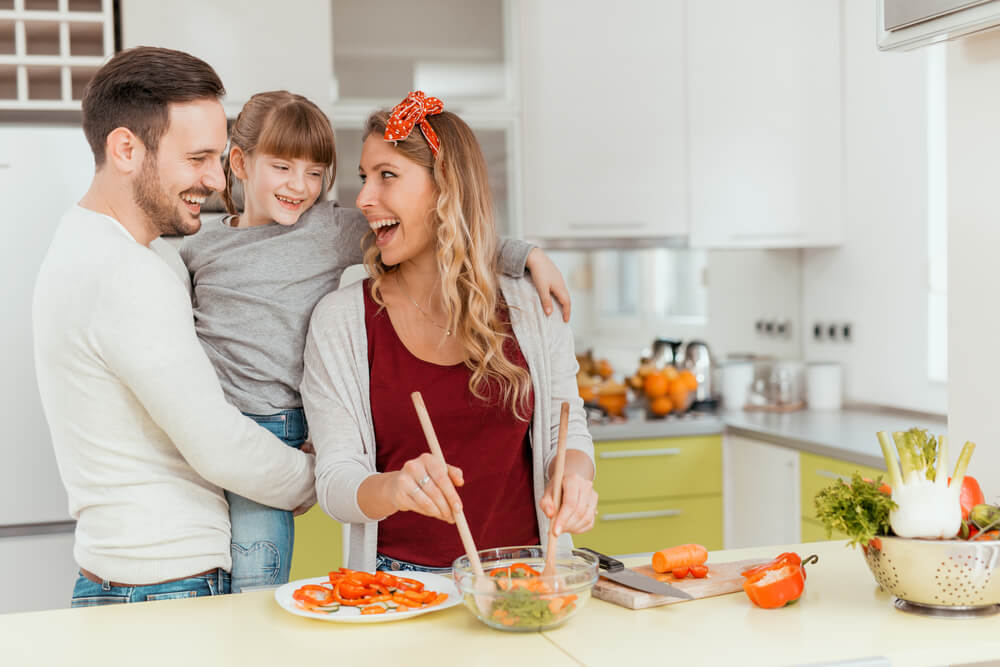 Gătiți in familie
