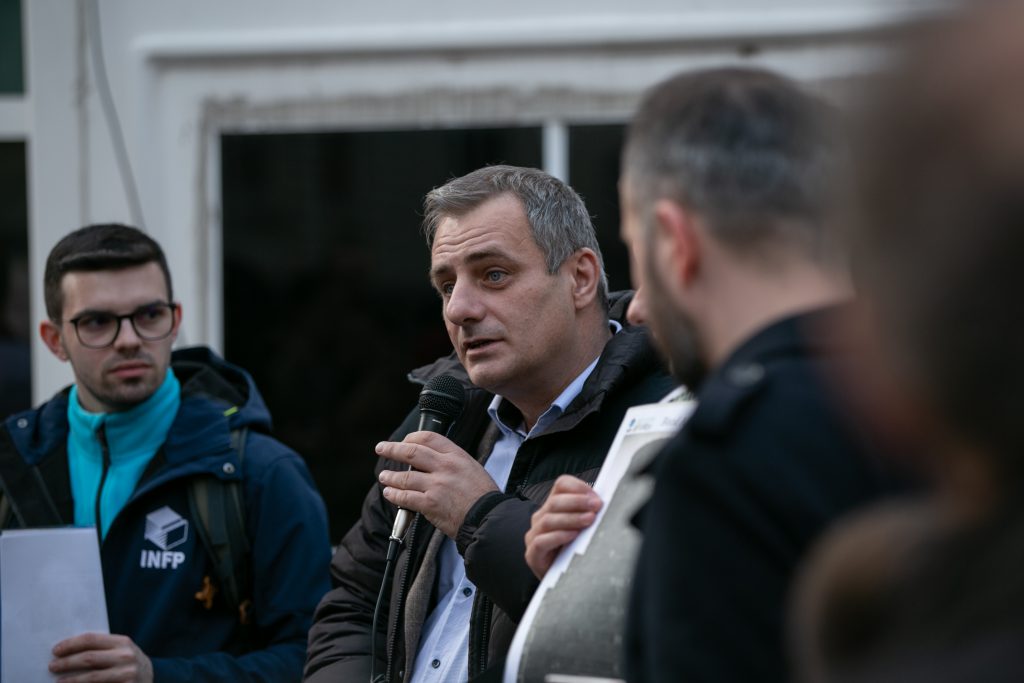 Am fost într-un tur ghidat în cea mai periculoasă zonă a Bucureștiului. Mituri despre cutremure, demolate de cercetători și ingineri