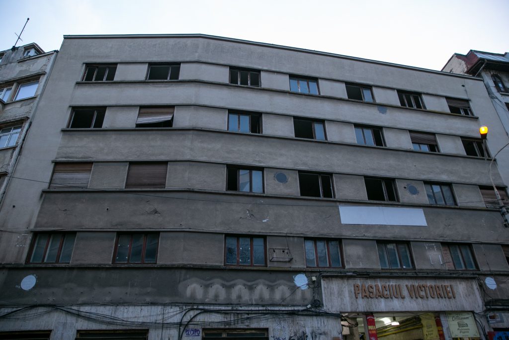 Am fost într-un tur ghidat în cea mai periculoasă zonă a Bucureștiului. Mituri despre cutremure, demolate de cercetători și ingineri