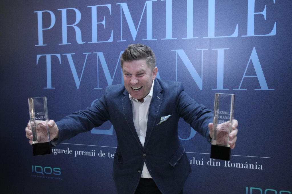 Pavel Bartoș și familia lui au un program foarte bine pus la punct, în perioada de carantină. “Fac teme cu fetele mele, înainte nu aveam timp”