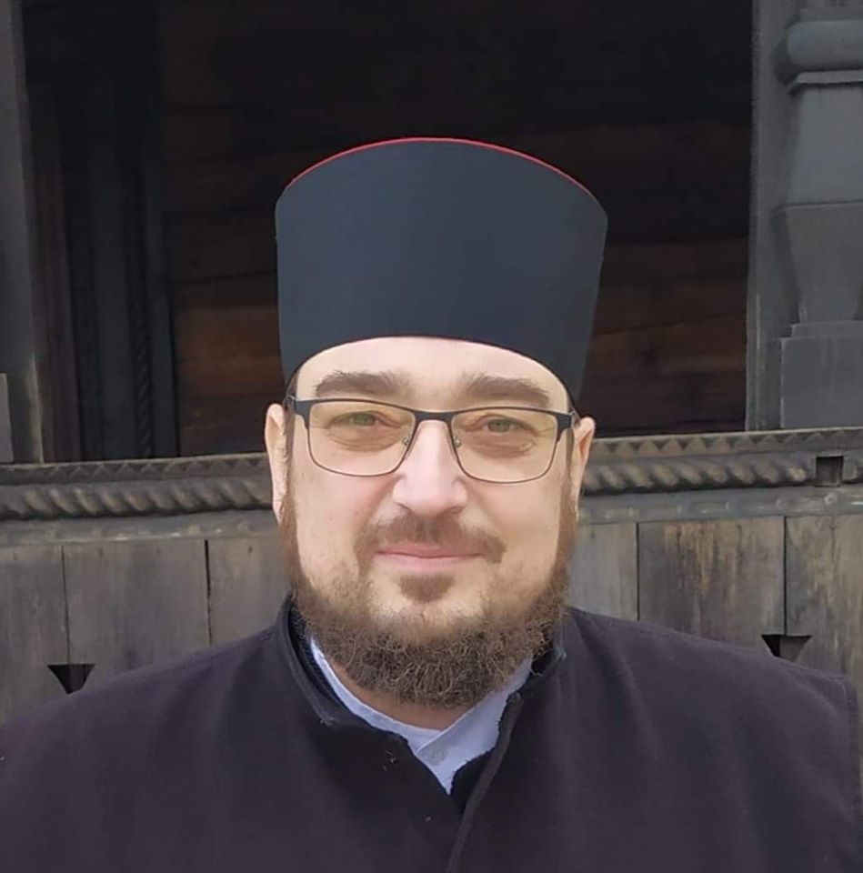 Polițiștii din Constanța au întrerupt de două ori slujba fără enoriași a unui preot