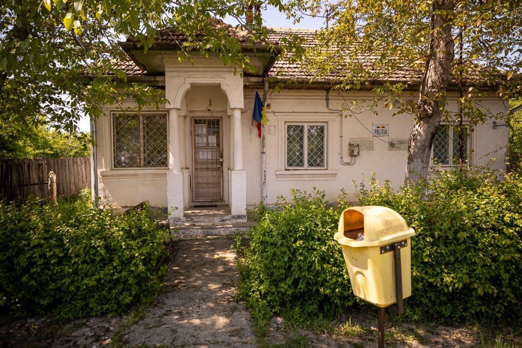 Misterul decesului 540. O femeie de 31 de ani din Mehedinţi a fost pusă de DSP pe lista deceselor de COVID-19, deși pe certificatul constatator scrie “pneumonie lobară”