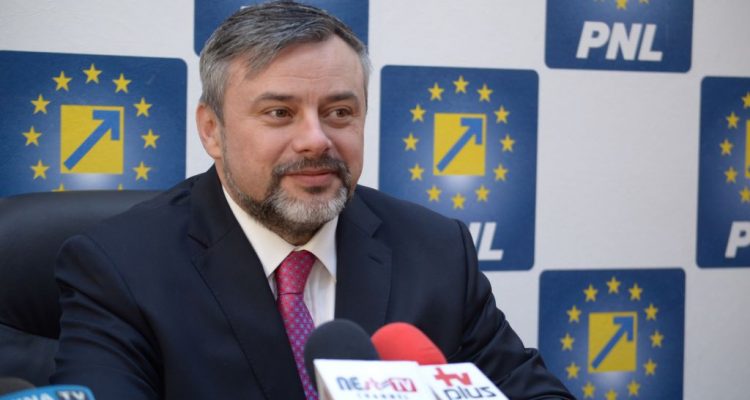 Medicul disident din Suceava, după întoarcerea directorului Macovei: ”E clar că șefii spitalului n-au demnitate, dar procurorii ce fac?”