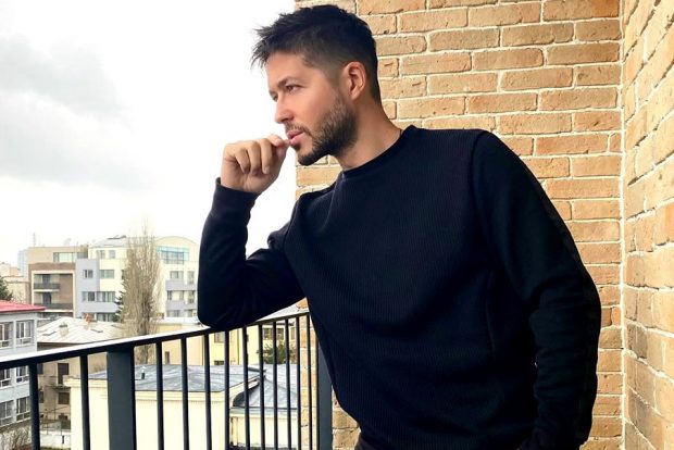 Imagine Stire Fetița lui Jorge nu a mai putut venit în România, așa cum plănuise. „Dorul de Karina mă face uneori să plâng” | 2review.ro
