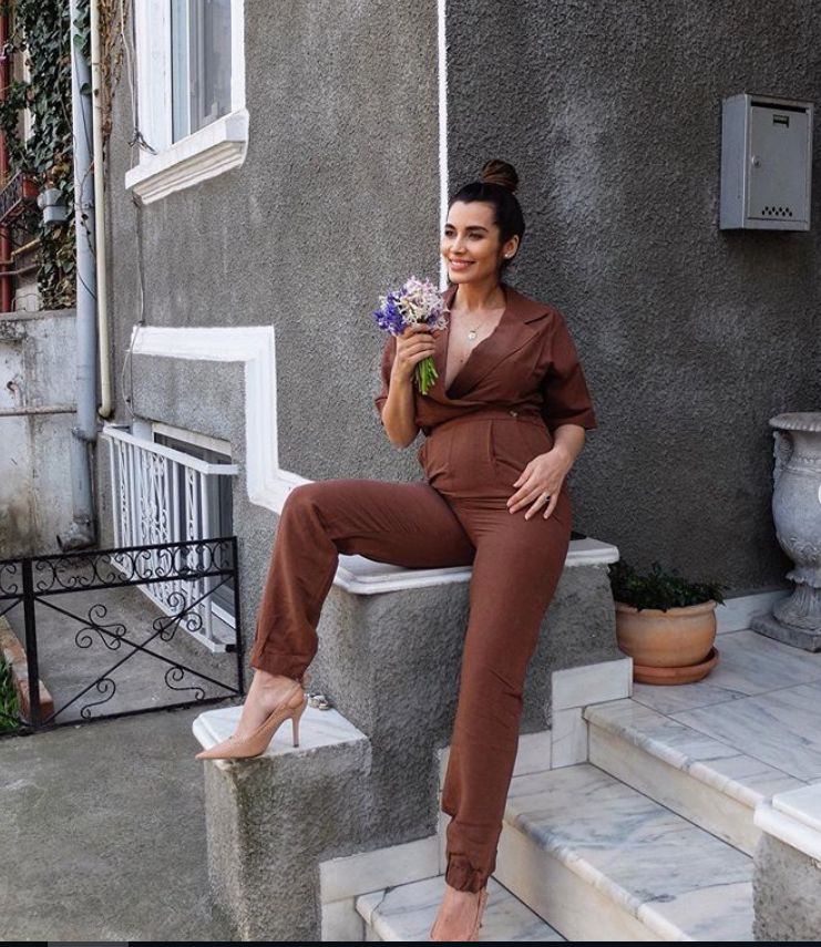 Zi importantă pentru gravida Lili Sandu în carantină: "Silviu e fericit să-și simtă băiatul cum mișcă pentru prima dată!"