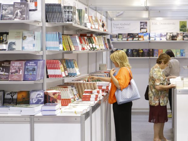 Japonia, invitată de onoare la Bookfest: întâlniri cu scriitori, manga și conferințe despre țara cu cea mai mare speranță de viață din lume