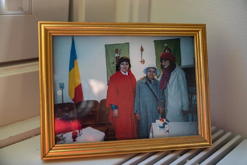 Marea iubire a lui Nichita Stănescu, poeta Gabriela Melinescu, stă într-un azil din Stockholm, izolată în fața COVID-19 și zăvorâtă în propria suferință