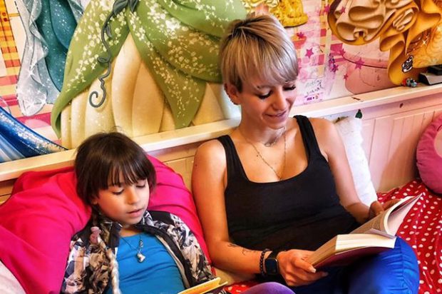 Imagine Stire Gestul extrem la care au recurs copiii Giuliei Anghelescu, de 1 Mai. „Refuz să cred că se întâmplă asta în casa mea” | 2review.ro