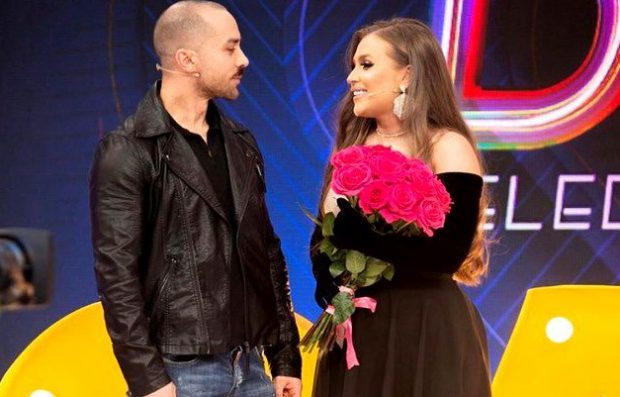 Imagine Stire Oana Radu și iubitul ei se căsătoresc. Artista a dezvăluit când va avea loc nunta | 2review.ro