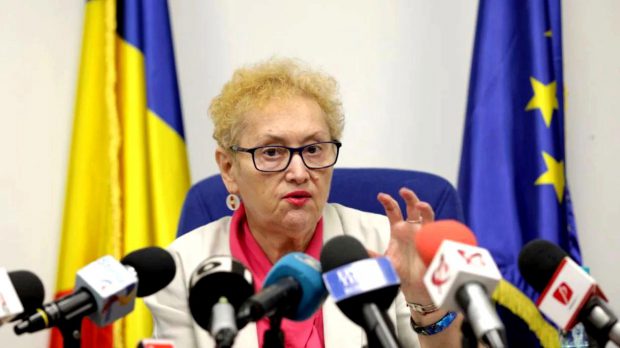 Avocatul Poporului, despre certificatul verde: Ar fi trebuit introdus prin lege, nu prin hotărâre de Guvern