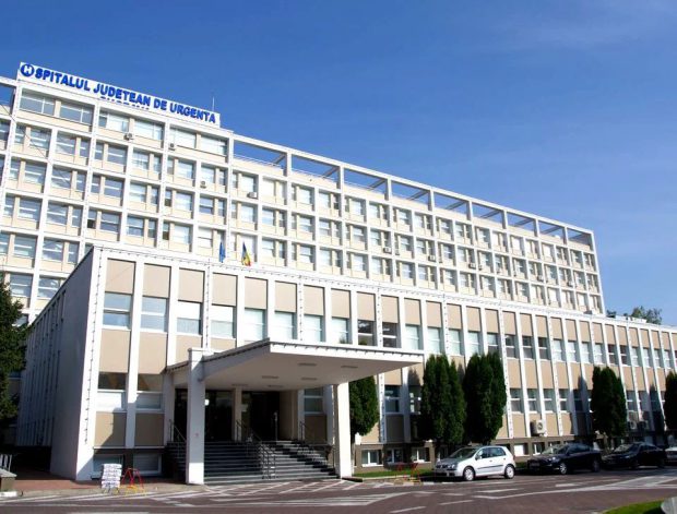 Pacienți evacuați din unitatea mobilă ATI de la Suceava, după o alarmă falsă de incendiu
