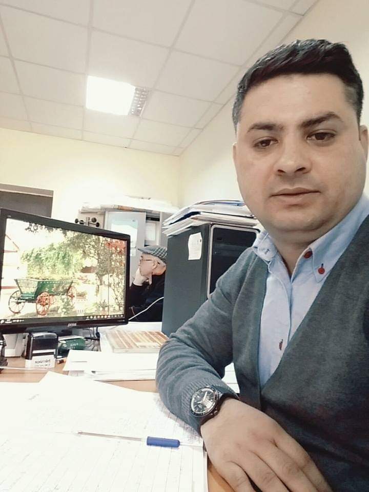 O asistentă medicală romă și încă patru profesioniști din aceeași etnie își povestesc munca și viața din pandemie. „Eram mică, neagră și urâtă, dar m-am autodepășit”