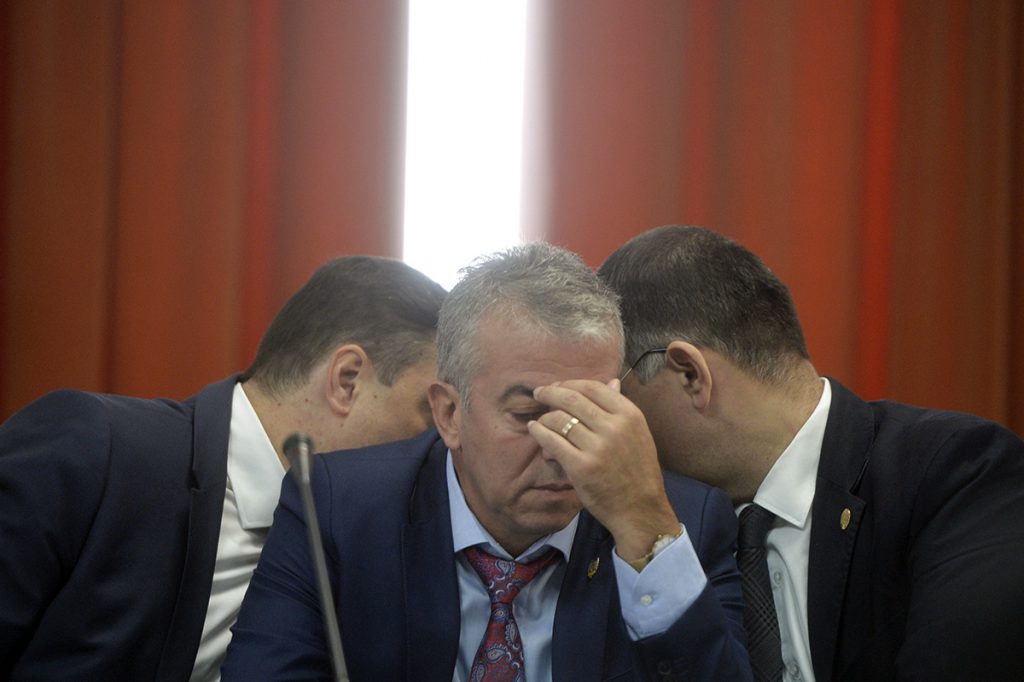Un fost polițist din IPJ Timiș, pus în trecut sub acuzare pentru înmatriculări de mașini furate, propus de PSD ca șef la Consiliul pentru Combaterea Discriminării