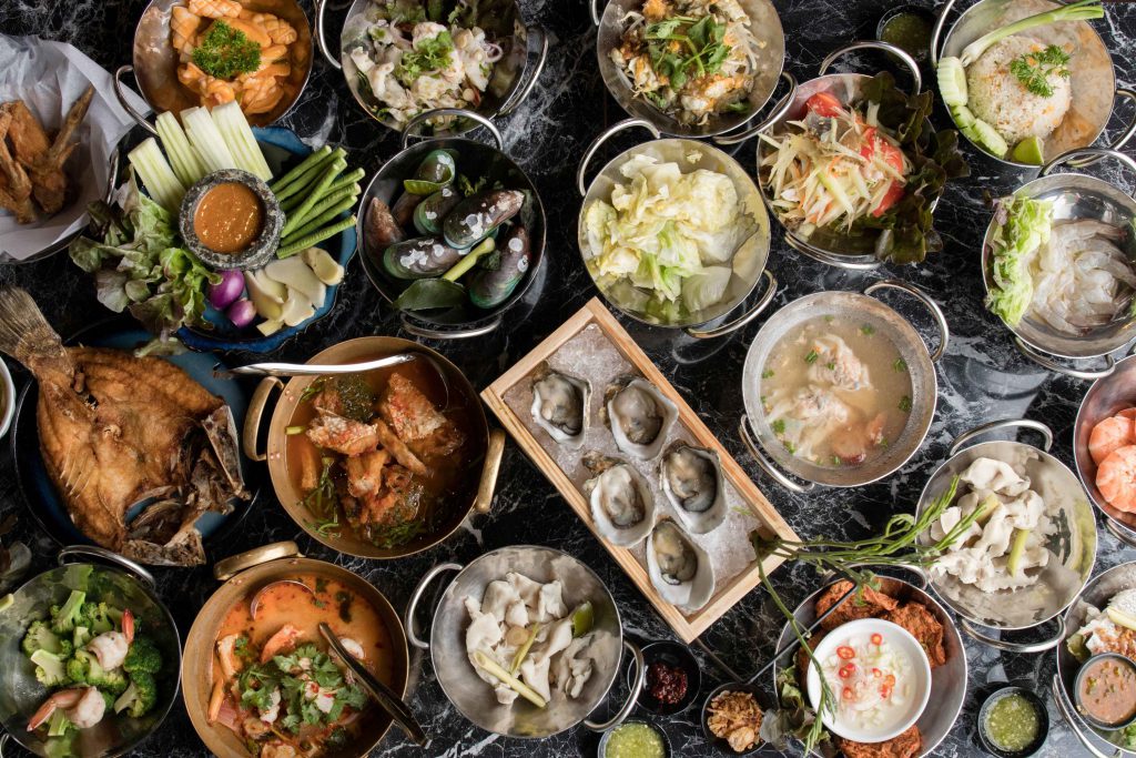 Patronii unui restaurant thailandez au fost condamnați la câte 723 de ani de pușcărie. Ce le-a adus pedeapsa uriașă