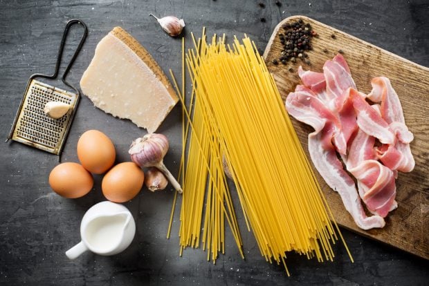 Paste carbonara – rețete delicioase și foarte ușor de pregătit