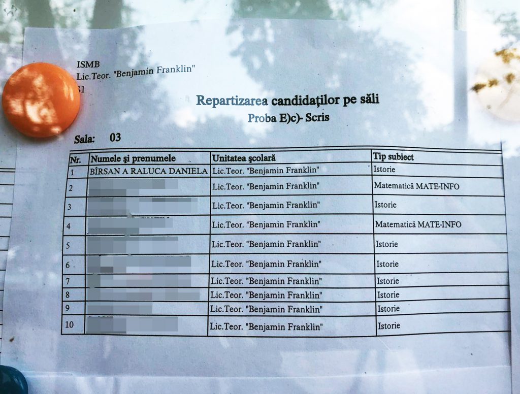 După ce a participat zece ani la cezariene ca ginecolog, am găsit-o pe doctorița falsă Raluca Bîrsan dând bacalaureatul în această sesiune, la un liceu din Capitală