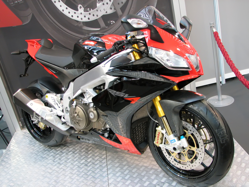 Aprilia RSV 1000R Mille