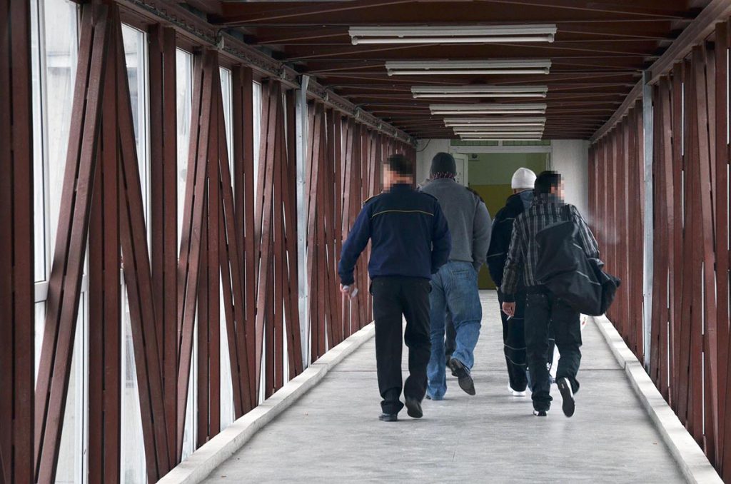 În 23 de ani, 65 de persoane condamnate la închisoare pe viață au fost liberate condiționat și doar 5 au fost din nou arestate. Ce este Probațiunea și cine ajunge acolo?