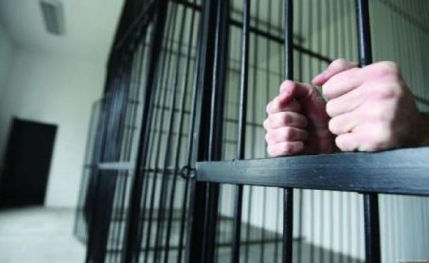 Pedeapsa primită de un cioban care și-a înjunghiat iubita în zona inghinală, „ca să nu mai fie cu alții”