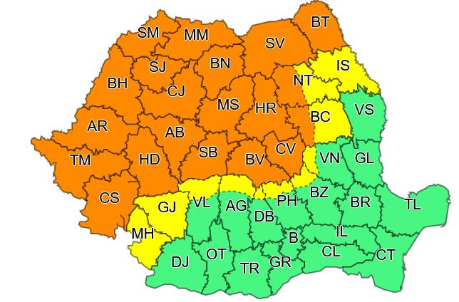 România, împărțită între caniculă și furtuni. Noi atenționări emise de meteorologi