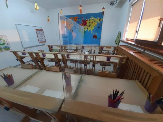 Cursuri suspendate la o grădiniţă din Galaţi după confirmarea a trei cazuri de infectare cu noul coronavirus