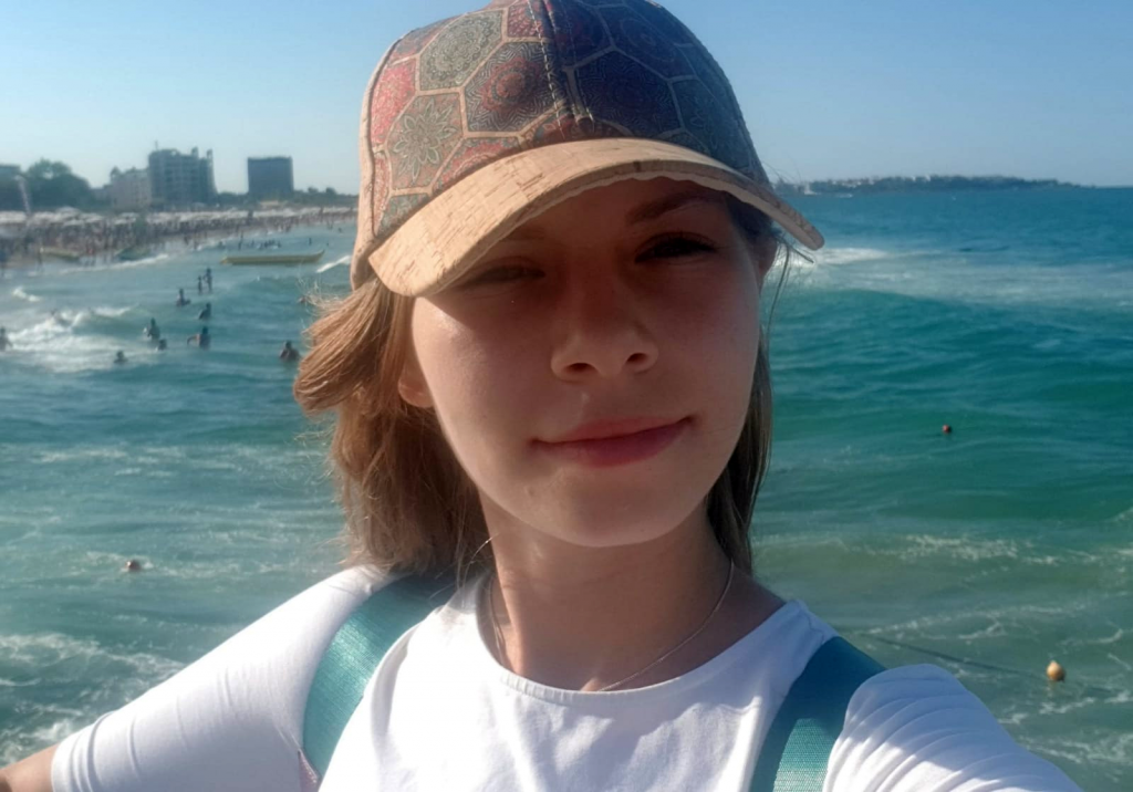 Cum văd elevii începutul de an școlar în plină pandemie: ”Colegii noștri sunt speriați și anxioși. E sentimentul că vom fi ascultați, dar nu auziți”