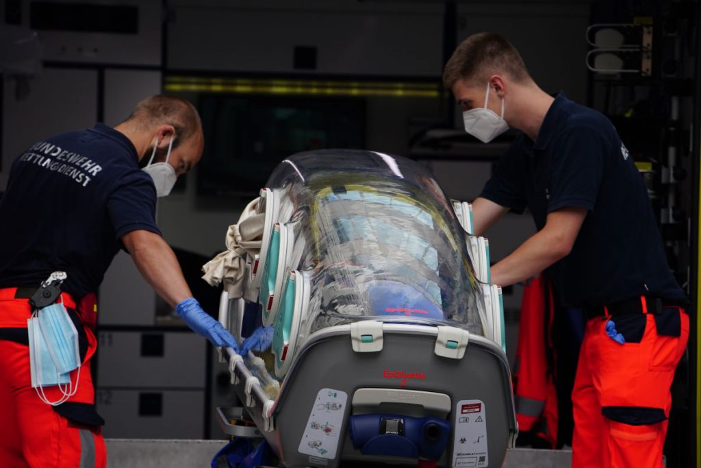 INTERVIU EXCLUSIV | Vladimir Uglev, inventatorul neurotoxinei Noviciok, cu care a fost otrăvit Navalnîi: “Și dacă va fi salvat, e greu de spus care vor fi consecințele pe termen lung”