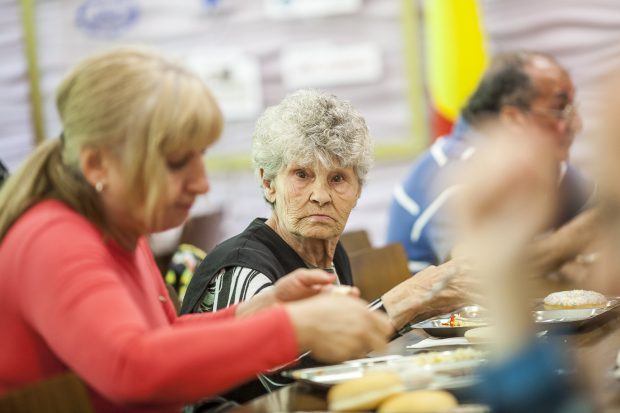 Eurostat: Românii și bulgarii, în cel mai mare pericol de sărăcie și excluziune socială din Uniunea Europeană