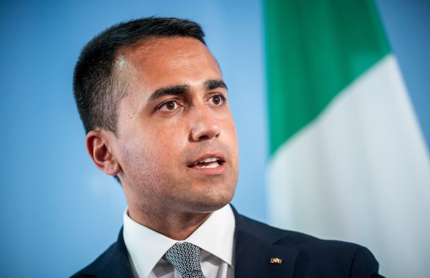 Ministrul italian de externe își acuză propriul partid că subminează eforturile de susținere a Ucrainei