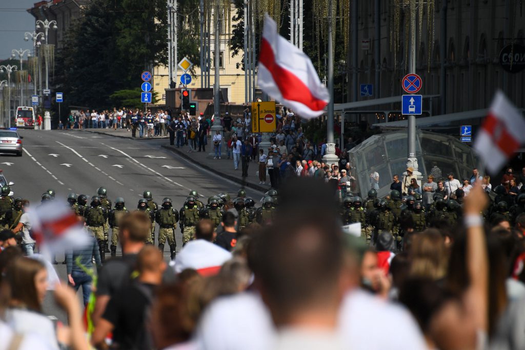 Noi proteste împotriva lui Alexandr Lukașenko, de ziua lui. Poliţia belarusă a arestat 125 de persoane duminică, la Minsk