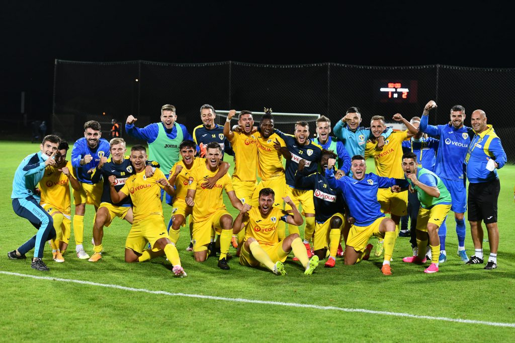 Liga 2, etapa a patra. Petrolul învinge la Ciuc și trece pe locul al treilea