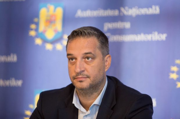 Avertismentul directorului ANPC: Părinţii să cumpere dulciuri doar cu etichete în limba română