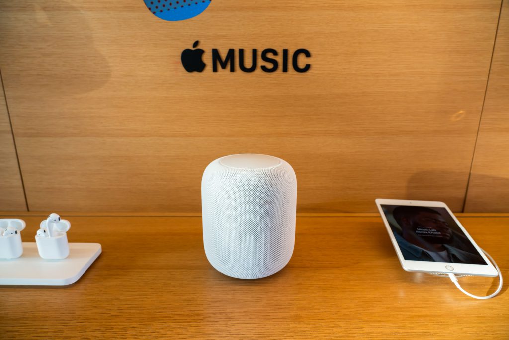 Apple se pregătește să lanseze noi gadgeturi. iPhone 12 nu se află pe listă