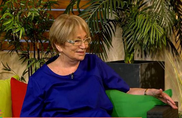 Imagine Stire Văduva lui Gheorghe Dinică, despre cum a reușit să treacă peste momentele grele, la 11 ani de la moartea soțului. Cu ce își ocupă timpul | 2review.ro