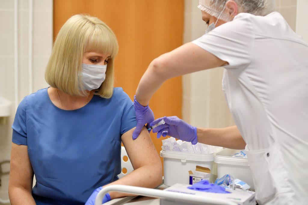 VIDEO Ministerul Sănătăţii a cumpărat 3 milioane de doze de vaccin antigripal, dublu faţă de anul trecut. Cum vor fi distribuite și cine are prioritate