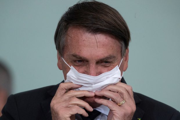 YouTube a suspendat contul președintelui brazilian Bolsonaro, după ce a promovat informații false despre vaccinul anti COVID