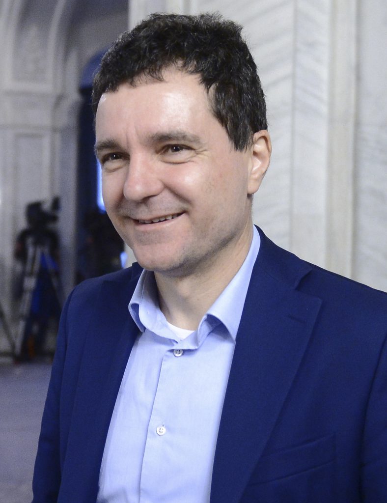 INTERVIU | Alin Teodorescu (IMAS): „Mandatul lui Firea e jenant, dar totul depinde de prezența la vot”