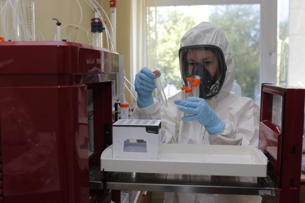 Ungaria a primit undă verde de la UE să folosească vaccinul rusesc pentru populație. Serul nu este aprobat de Agenția Europeană pentru Medicamente