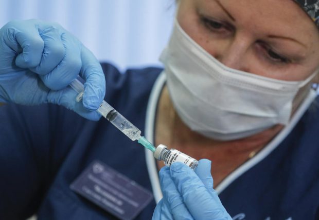Rusia anunță că va începe producția de masă a celui de-al doilea vaccin al său anti-Covid