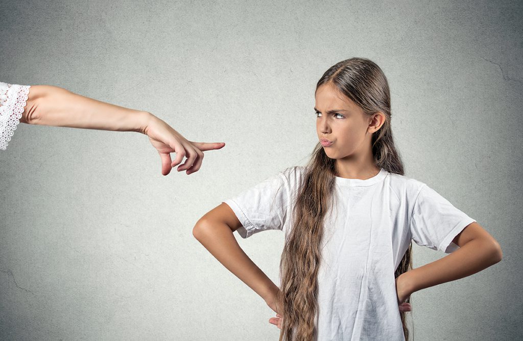 IN A RELATIONSHIP | Întrebarea adolescenților: “Cum pot să-mi controlez emoțiile? Sunt extrem de nervoasă, mă enervez pe orice chestie măruntă”