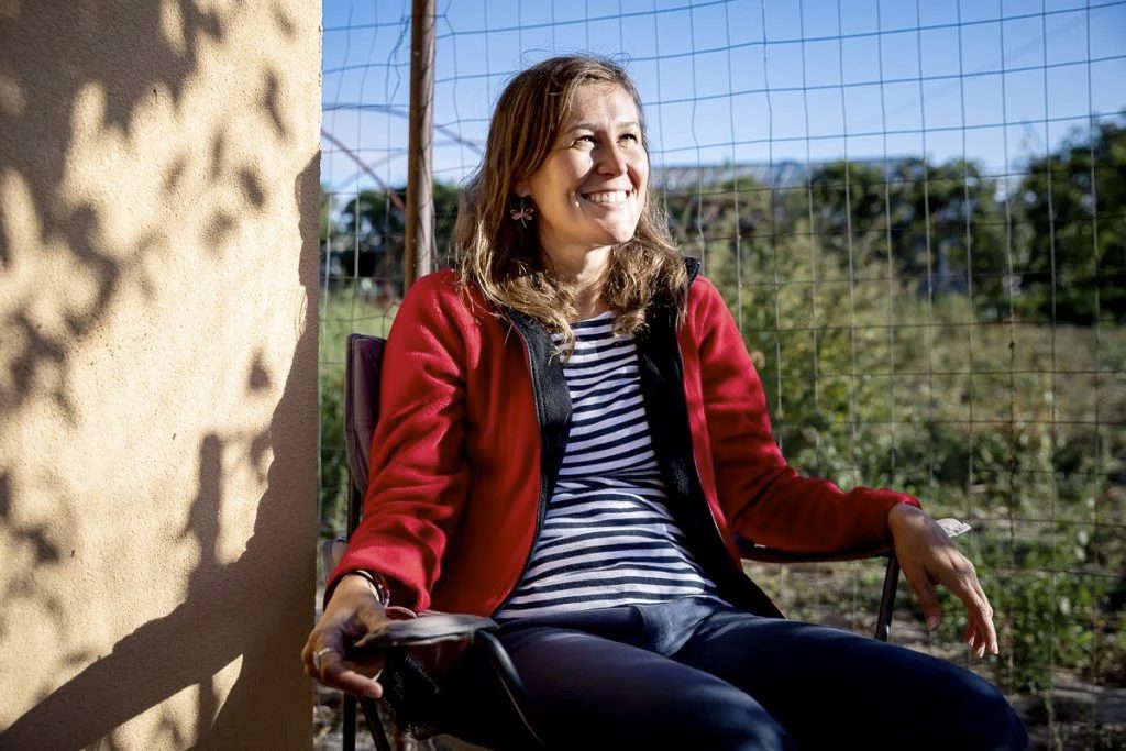 Lector universitar în Londra, Mihaela Stan povestește cum a pierdut alegerile la primăria unei comune din Ialomiţa: “Câştigul meu e că am pus Valea Ciorii pe hartă!”