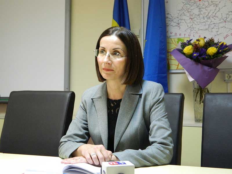 Primarul din Borșa acuză Inspectoratul Școlar că a vrut să ascundă cazul profesoarei care și-a agresat elevii. „Nici vorbă, nu poți tăia capul unui om fără anchetă”
